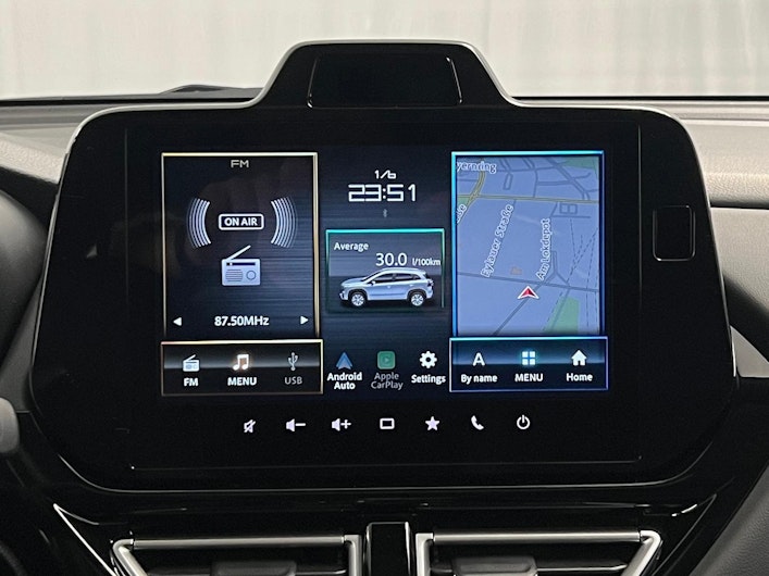 Vehicle image SUZUKI S-CROSS