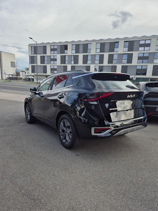 Vehicle image 3 Vehicle image 3