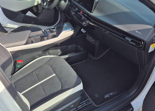 Vehicle image 7 Vehicle image 7