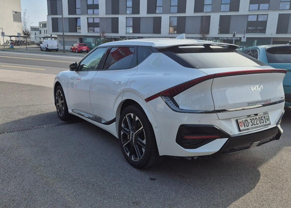 Vehicle image 3 Vehicle image 3