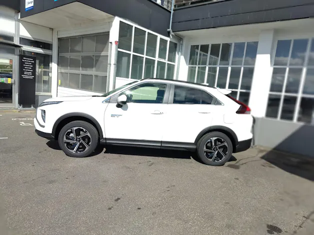 Mitsubishi Eclipse Cross 2.4 PHEV Inform 4x4