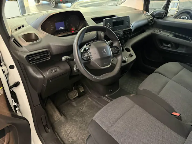 Peugeot Partner Kaw. 650 Standard 1.2 PureTech 130 Premium S/S