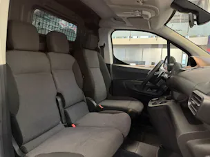 Peugeot Partner Kaw. 650 Standard 1.2 PureTech 130 Premium S/S