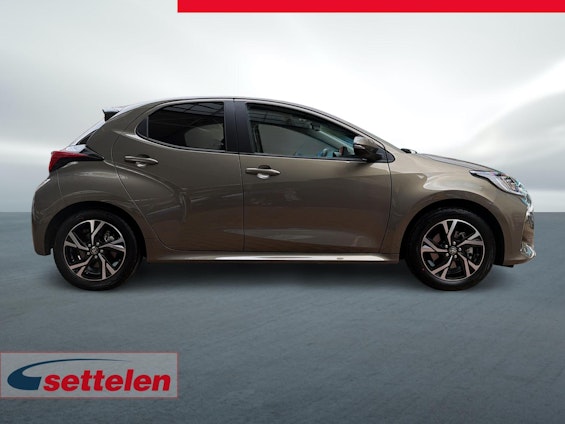 Vehicle image 3 Vehicle image 3