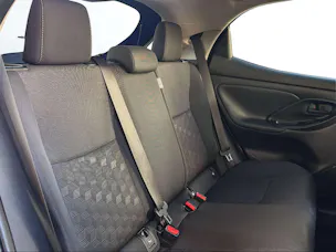 Toyota Yaris 1.5 VVT-i HSD Trend
