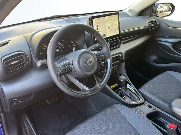 Toyota Yaris 1.5 VVT-i HSD Trend