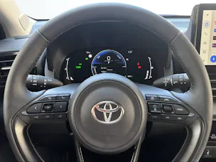 Toyota Yaris 1.5 VVT-i HSD Trend