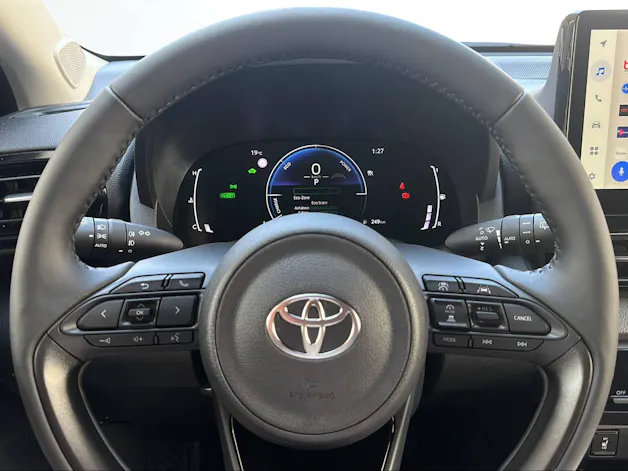 Toyota Yaris 1.5 VVT-i HSD Trend