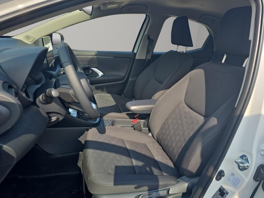 MAZDA 2 1.5 Hybrid Centre-Line 1