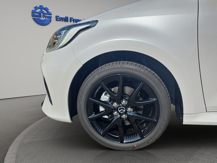 Vehicle image MAZDA 2