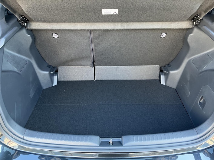 Vehicle image MAZDA 2