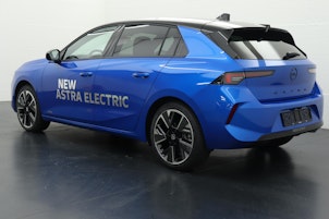 Vehicle image OPEL Astra-e Swiss Plus, Ultimate Pack,