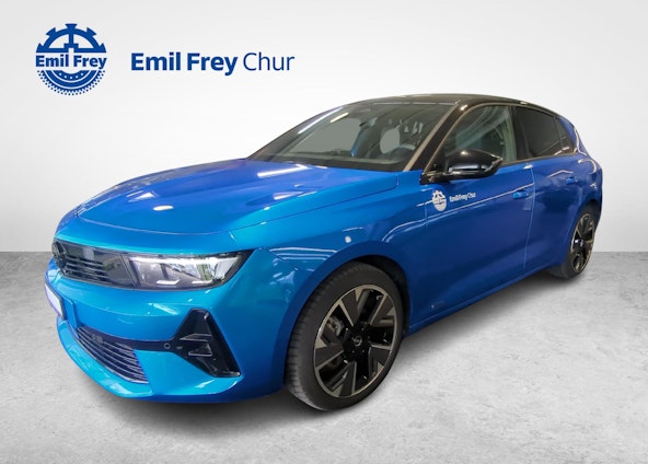 First vehicle image First vehicle image