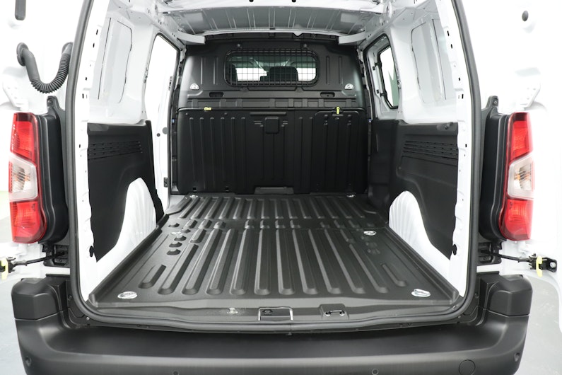 Vehicle image OPEL COMBO