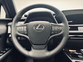 Vehicle image 4 Vehicle image 4