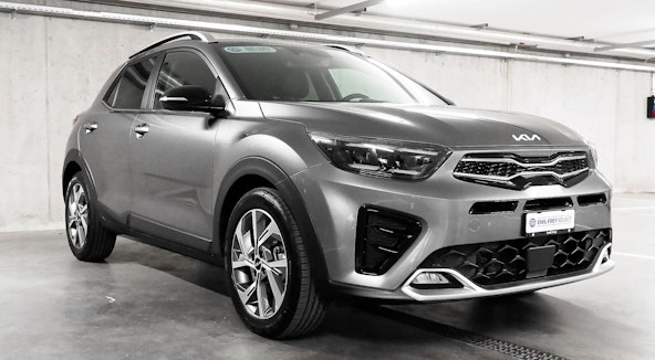 Vehicle image 9 Vehicle image 9