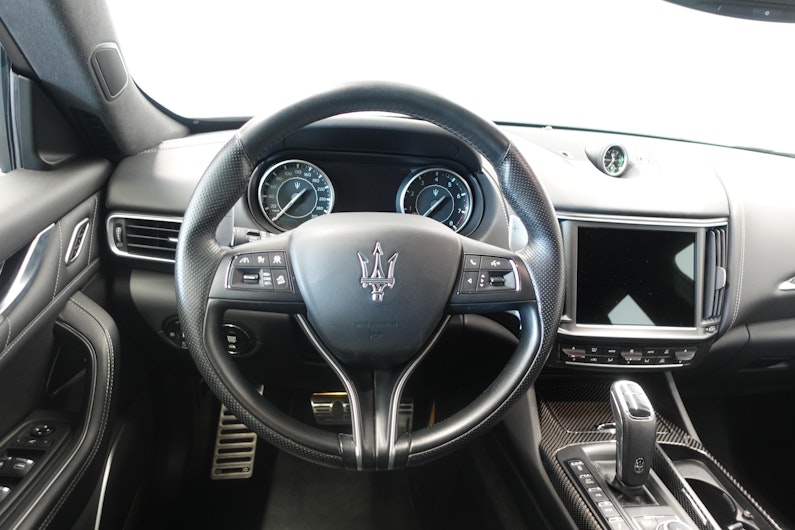 Vehicle image MASERATI LEVANTE