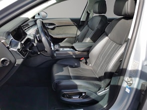 Vehicle image AUDI A8 3.0 50 TDI quattro T-Tronic