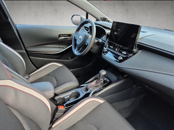 Vehicle image 29 Vehicle image 29