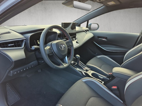 Vehicle image 40