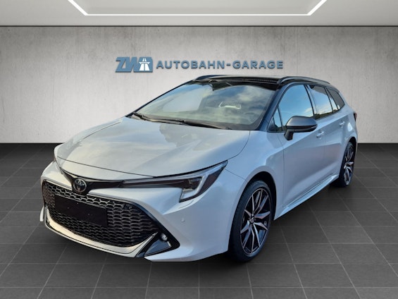 Vehicle image 32 Vehicle image 32