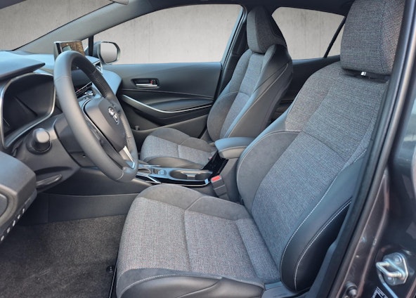 Vehicle image 25 Vehicle image 25