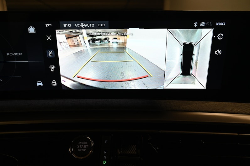 Vehicle image PEUGEOT 5008