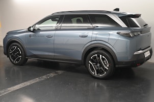 Vehicle image PEUGEOT 5008 e-Allure