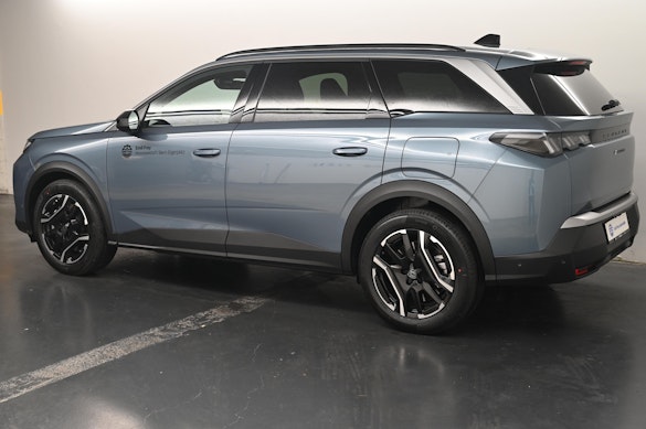 PEUGEOT 5008 e-Allure 3