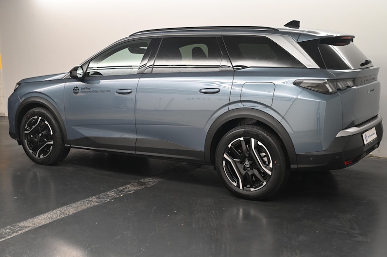 Vehicle image PEUGEOT 5008