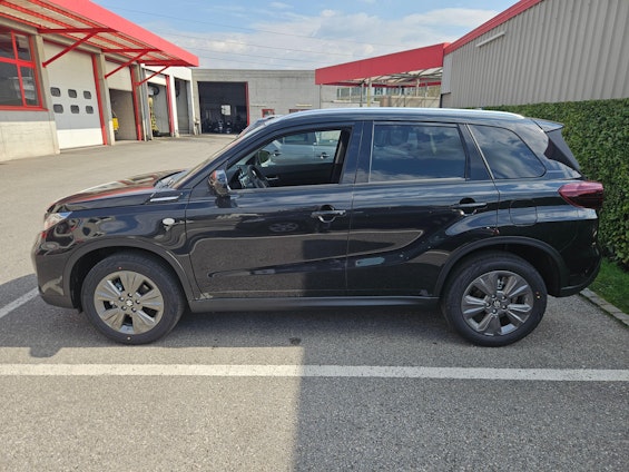 Vehicle image 6 Vehicle image 6