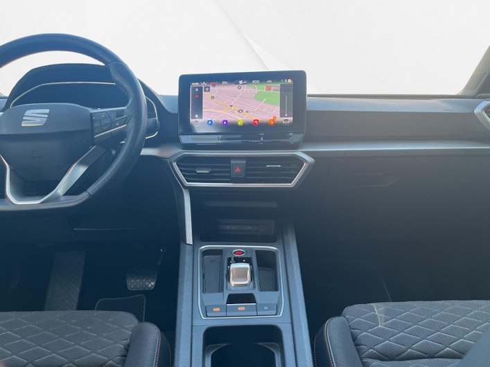 Vehicle image SEAT LEON