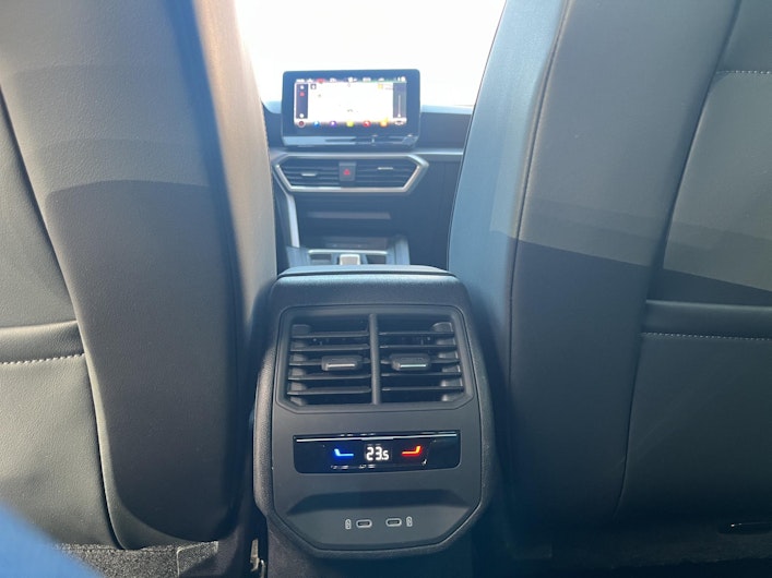 Vehicle image SEAT LEON