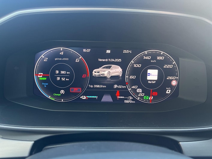 Vehicle image SEAT LEON