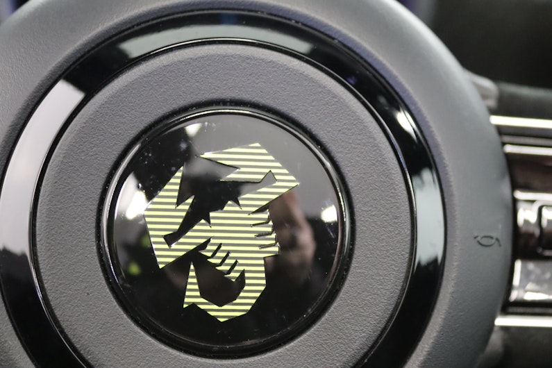 Vehicle image FIAT 500 Abarth