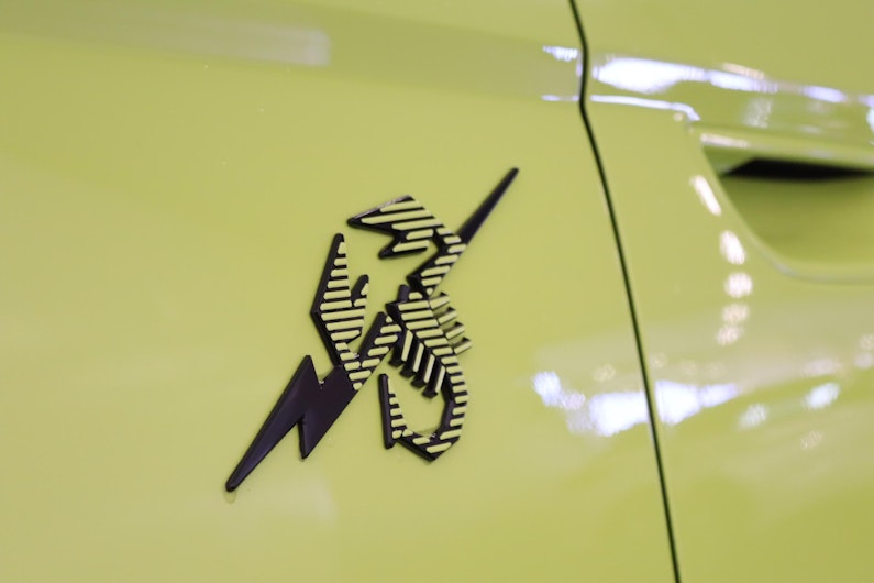 Vehicle image FIAT 500 Abarth