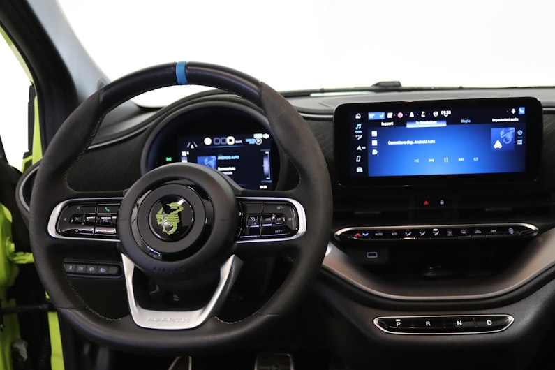 Vehicle image FIAT 500 Abarth