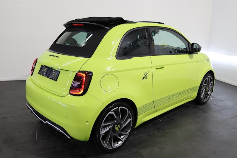 Vehicle image FIAT 500 Abarth