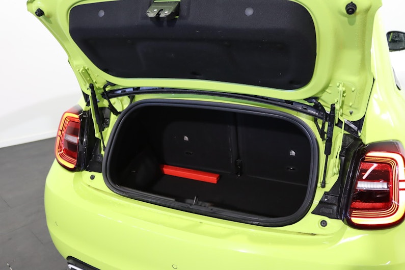 Vehicle image FIAT 500 Abarth