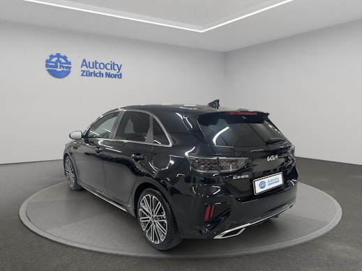 KIA Ceed 1.5 T-GDi GT-Line Edition 3