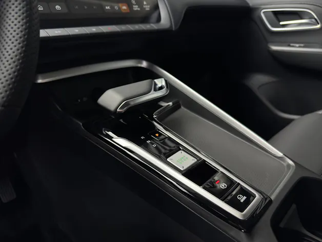 MG ZS 1.5 Hybrid+ Luxury