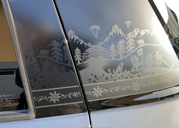 Vehicle image 4 Vehicle image 4