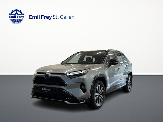 First vehicle image
