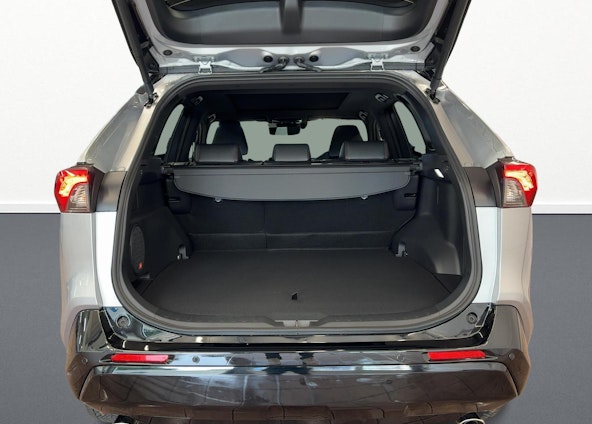 Vehicle image 8 Vehicle image 8