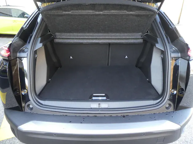 Peugeot 2008 1.2 Hybrid 145 Allure Premium