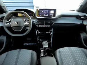 Peugeot 2008 1.2 Hybrid 145 Allure Premium