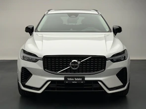 image du véhicule VOLVO XC60 2.0 T8 TE XCLUSIVE Ultra Dark eAWD