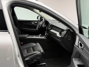 image du véhicule VOLVO XC60 2.0 T8 TE XCLUSIVE Ultra Dark eAWD