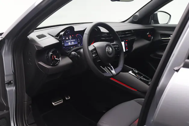 Alfa Romeo Junior 1.2 Ibrida Speciale