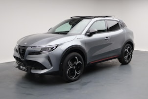 Vehicle image ALFA ROMEO Junior 1.2 Ibrida Speciale